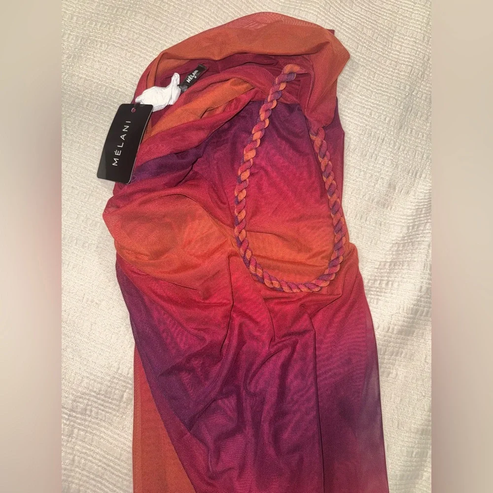 Melani the Label Zenaya Skirt - Picture 2 of 2